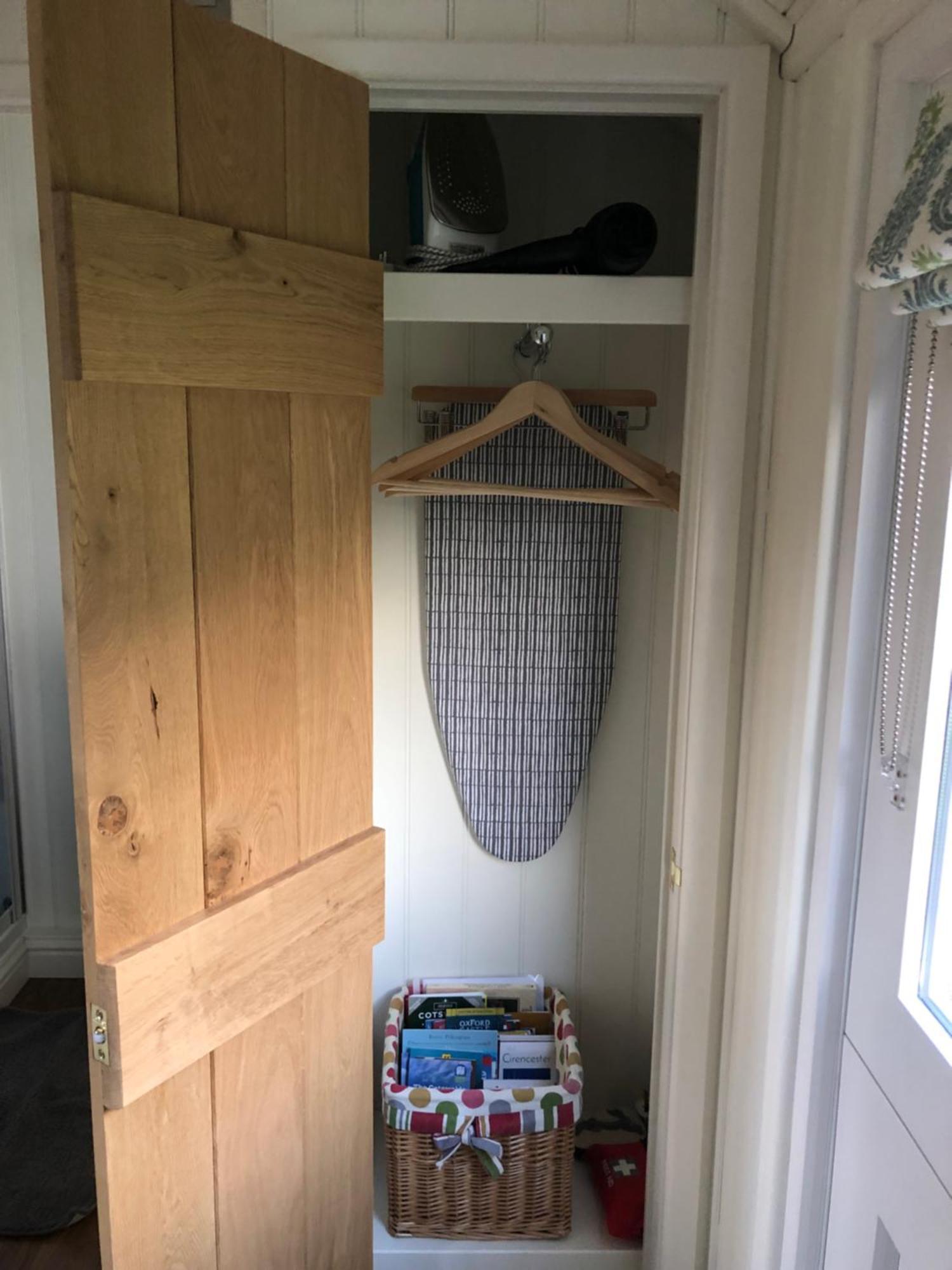 Green Valley, Cotswold Stay With Hamper Cheltenham Exterior foto